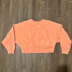 Adidas semi cropped crew neck sweater women’s Small salmon pink longsleeve